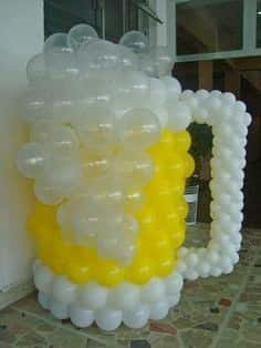 food theme balloon twisting